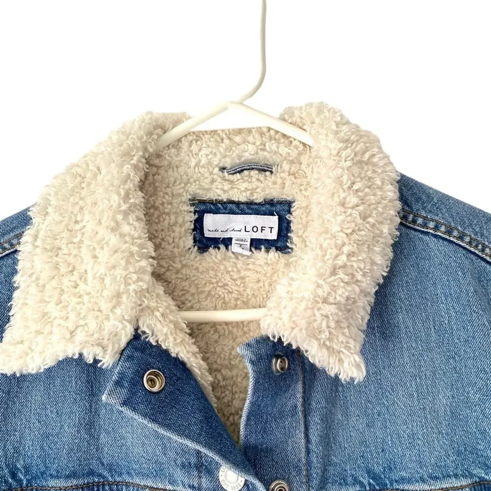 Ann Taylor Loft Sherpa Denim Jean Trucker Jacket size Medium